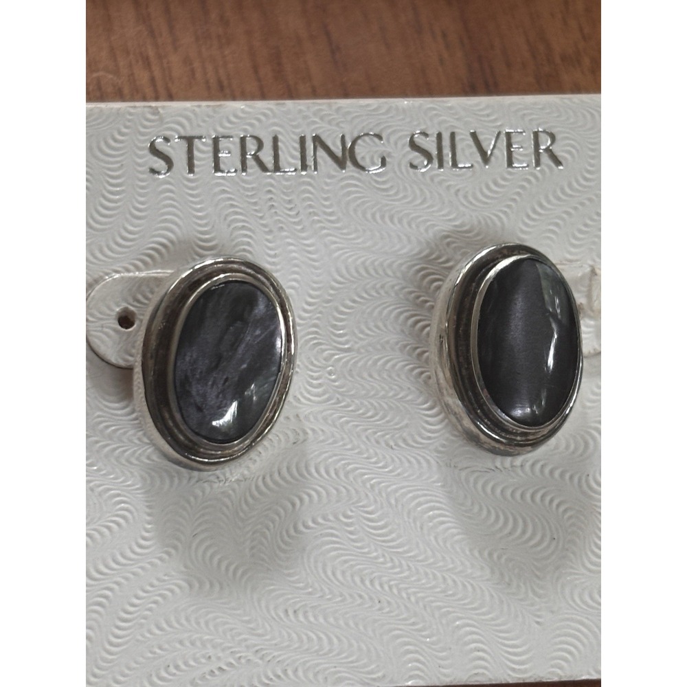 VINTAGE STERLING SILVER EARRINGS WITH BLACK STONES 4.9 Grams
